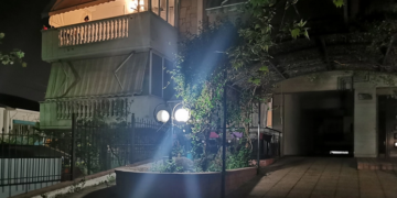 Εύοσμος: Η καραμπίνα εκπυρσοκρότησε καθώς την έδειχνε στον φίλο του – Οι γιατροί έδωσαν μάχη επί 90 λεπτά να τον κρατήσουν στη ζωή