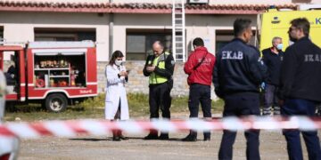 Σοκάρει μαρτυρία γιατρού για τη φωτιά στο Παπανικολάου: Είδα ασθενείς να φλέγονται – Ένας εξαϋλώθηκε