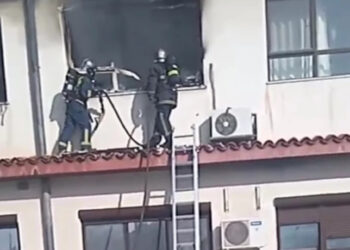 “Είναι σαν να έπεσε βόμβα” λέει ο διευθυντής της κλινικής covid στο Παπανικολάου