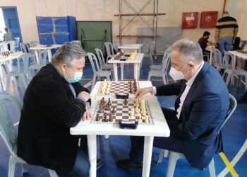 Αγώνας… σκάκι ανάμεσα σε Καλαφάτη και Μανδαλιανό
