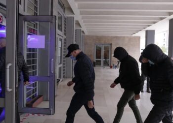 Ο 22χρονος σκότωσε τον πατέρα του ενώ κοιμόταν με σφαίρα στο κεφάλι