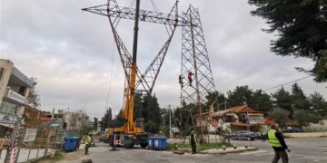 Δ.Κορδελιού-Ευόσμου: Αναζητούνται πόροι για να υπογειοποιηθούν πυλώνες υψηλής τάσης στο Πάρκο Μουσών