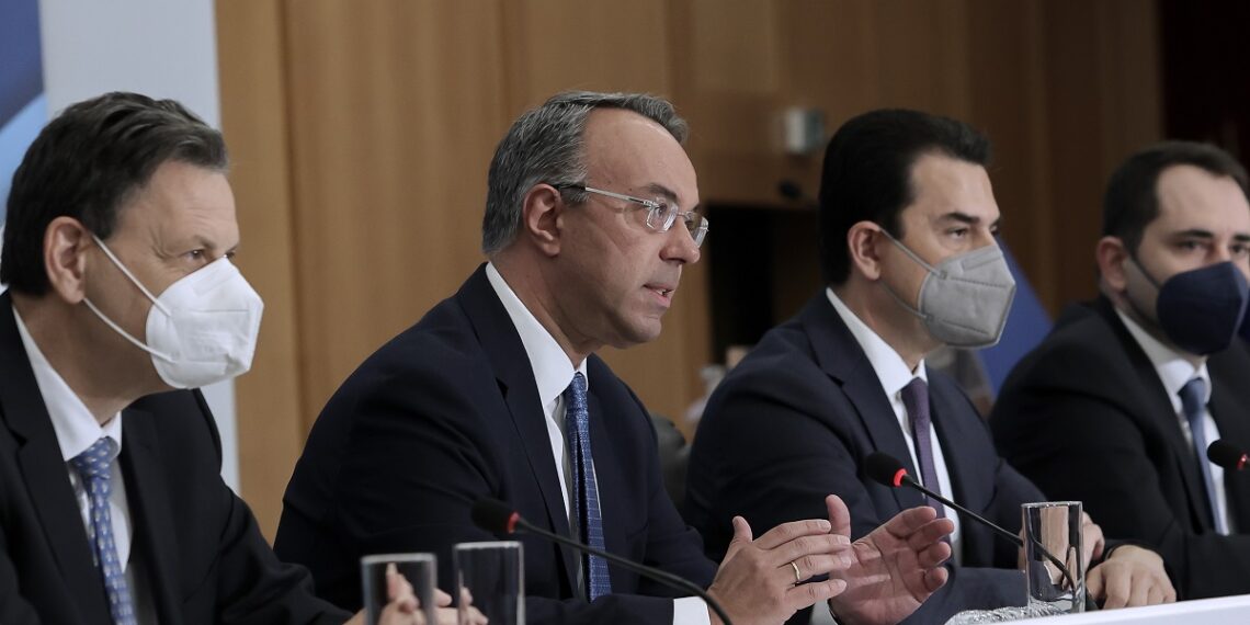 Σταϊκούρας: Τον Ιούνιο η επιστροφή του 60% των επιπλέον επιβαρύνσεων από τις ενεργειακές αυξήσεις