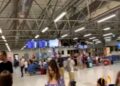 Εγκλωβίστηκαν σε αεροδρόμιο της Ρώμης δεκάδες Θεσσαλονικείς – «Η εταιρεία μάς εμπαίζει», λέει επιβάτης (Βίντεο)