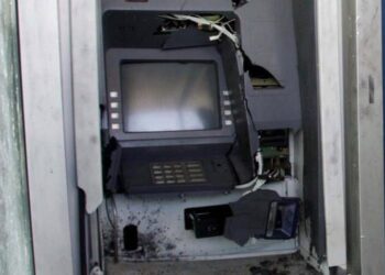 Θεσσαλονίκη: Έβαλαν φωτιά σε ΑΤΜ στην Άνω Πόλη