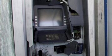 Θεσσαλονίκη: Έβαλαν φωτιά σε ΑΤΜ στην Άνω Πόλη