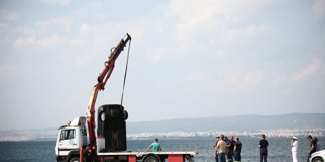Θεσσαλονίκη: Η δραματική ιστορία πίσω από την αυτοκτονία μητέρας και γιου στους Ν. Επιβάτες