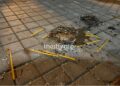 Πρωτοφανές περιστατικό στη Θεσσαλονίκη: Παρέα νεαρών έκαψε εικόνα της Παναγίας με κεριά (Εικόνα)