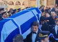 Αλέξανδρος Νικολαΐδης: Με χειροκροτήματα ο τελευταίος αποχαιρετισμός – «Αθάνατος» φώναζε ο κόσμος