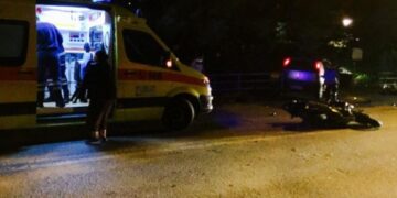 Θεσσαλονίκη: Τροχαίο με τραυματία στον περιφερειακό – Μηχανή έπεσε στις μπάρες