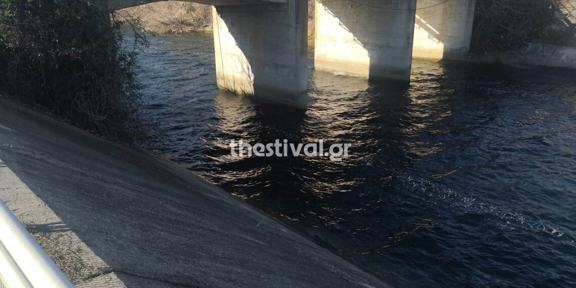 Φρίκη στην Ημαθία: Η 29χρονη μητέρα υπέδειξε το σημείο στον Αλιάκμονα όπου εντοπίστηκε το βρέφος