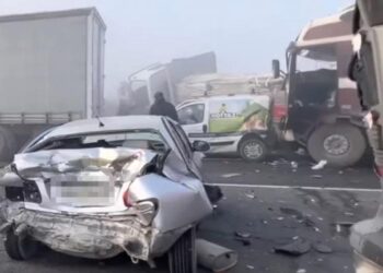 Τροχαίο με καραμπόλα 10 οχημάτων – Έκλεισε η Εθνική Οδός (Βίντεο)