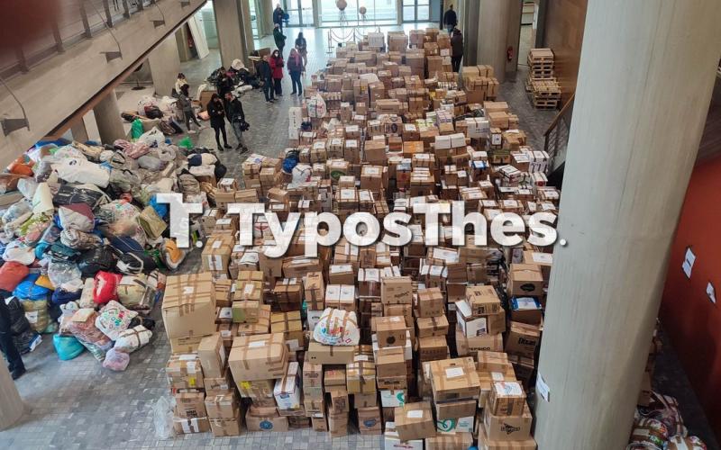 Θεσσαλονίκη: Φορτηγά ανθρωπιστικής βοήθειας ξεκινούν για Τουρκία (Βίντεο)