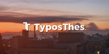 Μεγάλη φωτιά στη Σίνδο: Πολύωρη μάχη με τις φλόγες – Γέμισε η πόλη μαύρο καπνό