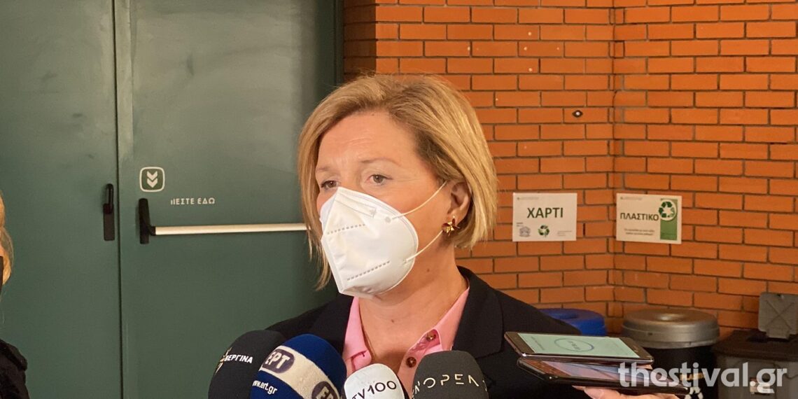 Στο ΑΧΕΠΑ της Θεσσαλονίκης η Μ. Γκάγκα – “Δεν το χωράει ο νους μας, είναι τρομερό το δυστύχημα που συνέβη στα Τέμπη”