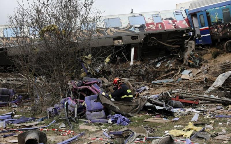 Θρήνος για τα θύματα των Τεμπών – Έξι κηδείες σήμερα στη Θεσσαλονίκη