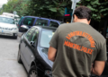 Θεσσαλονίκη: Χτύπησε με το αυτοκίνητο δημοτικό αστυνομικό και έβρισε άλλους δύο επειδή του έκοψαν κλήση για παρκάρισμα!