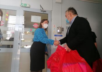 Δήμος Κορδελιού-Ευόσμου: Μια μεγάλη αγκαλιά αγάπης για τα παιδιά που νοσηλεύονται στα Παιδογκολογικά των Νοσοκομείων του ΑΧΕΠΑ και του Ιπποκράτειου.