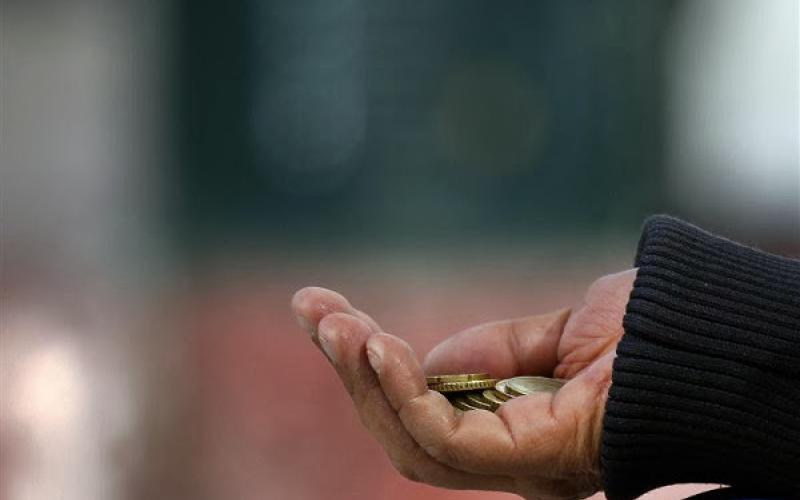 Θεσσαλονίκη: 48χρονος «έσπρωξε» στην επαιτεία σύζυγο, νύφη και εγγόνια