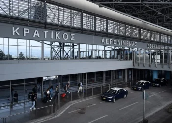 Ιρανός καταδικασμένος για απόπειρα ανθρωποκτονίας προσπάθησε να διαφύγει με αεροπλάνο στη Γερμανία