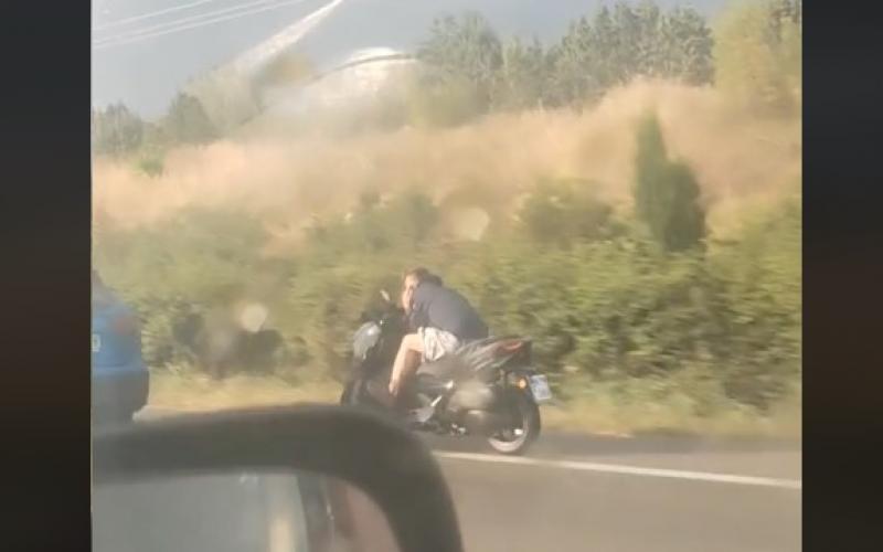 Έτρεχε με 100 υπό βροχή στη ΛΕΑ στον Περιφερειακό, μιλώντας στο κινητό
