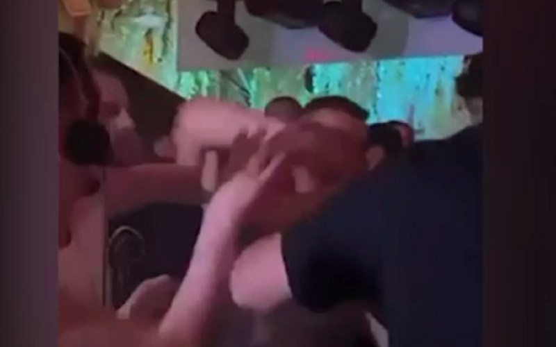 «Υπερασπίστηκα τον εαυτό μου»: Η απάντηση τράπερ για το ξύλο σε club στη Θεσσαλονίκη