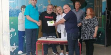 Ακόμη ένα σχολείο του Δ.Κορδελιού Ευόσμου εξοπλίστηκε με απινιδωτή