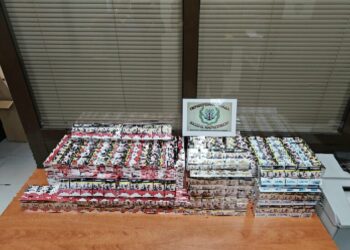 Θεσσαλονίκη: Τον τσάκωσαν σε αποθήκη των ΚΤΕΛ με 1.000 πακέτα λαθραία τσιγάρα (φωτο)