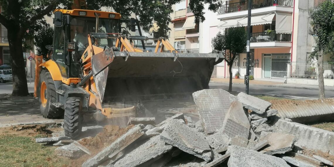 Εργασίες για την διάνοιξη της οδού Μαιάνδρου