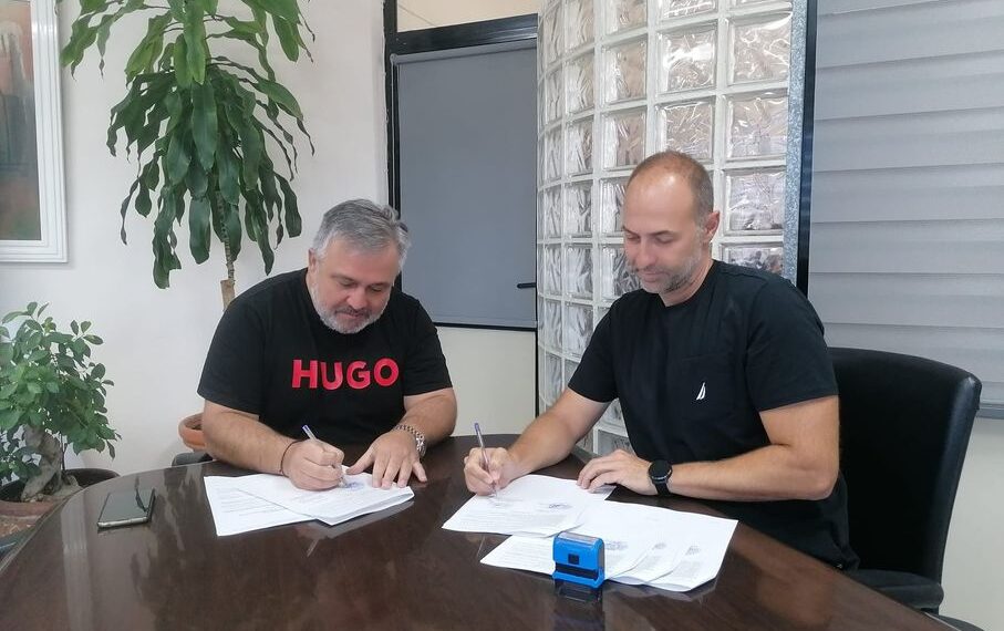 Δήμος Κορδελιού – Ευόσμου: Έπεσαν οι υπογραφές για την ανάπλαση του γηπέδου Μαρόκο