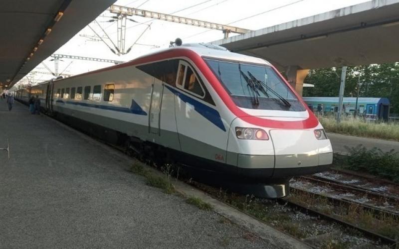 Ταλαιπωρία για επιβάτες: Έκλεισε η σιδηροδρομική γραμμή Λάρισα – Θεσσαλονίκη