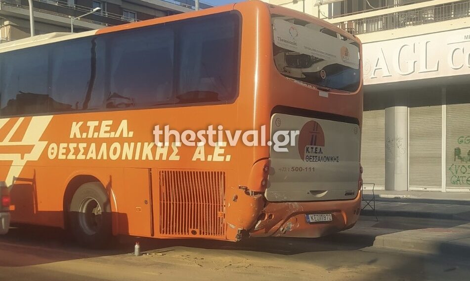 Θεσσαλονίκη: Φορτηγό συγκρούστηκε με λεωφορείο του ΚΤΕΛ που μετέφερε έξι επιβάτες