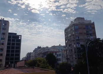 Παρμενίων: Ήχησαν οι σειρήνες πολέμου στη Θεσσαλονίκη – Δείτε βίντεο