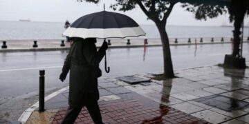 Αλλάζει ο καιρός σήμερα – Ποιες ώρες αναμένονται βροχές στη Θεσσαλονίκη