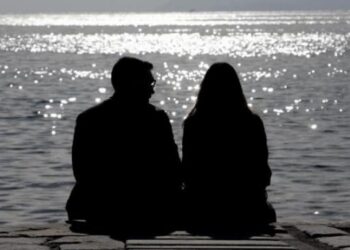 Ζιγκολό πουλούσε έρωτα σε οφθαλμίατρο και του έφαγε χιλιάδες ευρώ