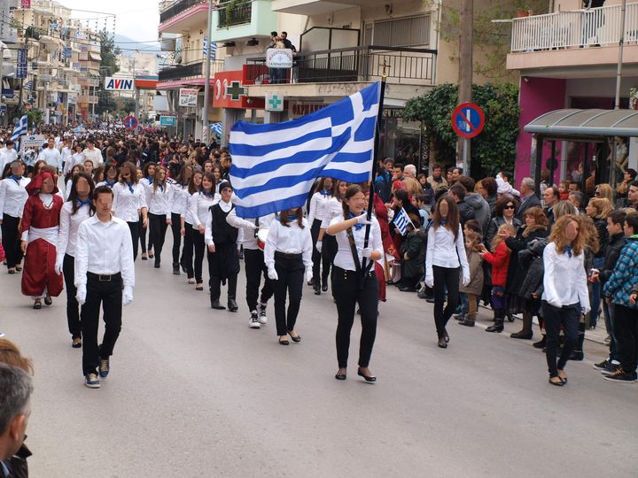 Κλ.Μανδαλιανός: Επαναφέρουμε τις δύο παρελάσεις σε Εύοσμο και Κορδελιό