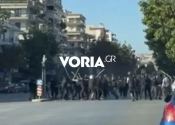 Τι ήξερε η αστυνομία για τους χούλιγκαν στη Θεσσαλονίκη, οι υδραυλικοί του… εικοσάευρου και τα χτυπήματα στο τσίπουρο