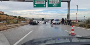 Θεσσαλονίκη: Καραμπόλα 10 οχημάτων στον Περιφερειακό – Τρεις τραυματίες