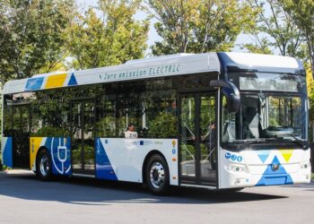 Αρχίζει η μαζική παραγωγή των ηλεκτρικών αστικών λεωφορείων για τη Θεσσαλονίκη – Δείτε φωτογραφίες