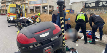 Θεσσαλονίκη: Φορτηγό παρέσυρε και τραυμάτισε σοβαρά 87χρονο άστεγο (φωτο)