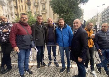 Ο Εμπορικός Σύλλογος Ευόσμου Κορδελιού στη διαμαρτυρία για το φορολογικό νομοσχέδιο