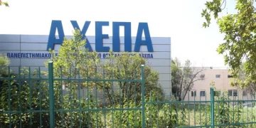 Βρέφος στη Θεσσαλονίκη φέρεται να κατανάλωσε αλκοόλ