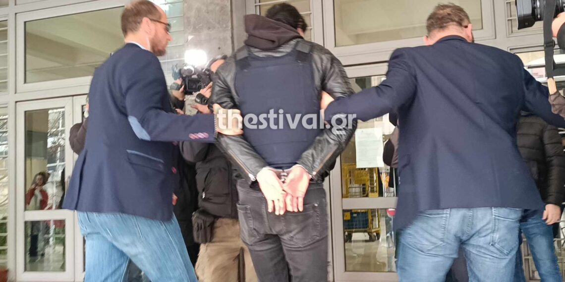 Θεσσαλονίκη: Στον εισαγγελέα ο Νορβηγός που σκότωσε αστυνομικό σε μπυραρία (video)