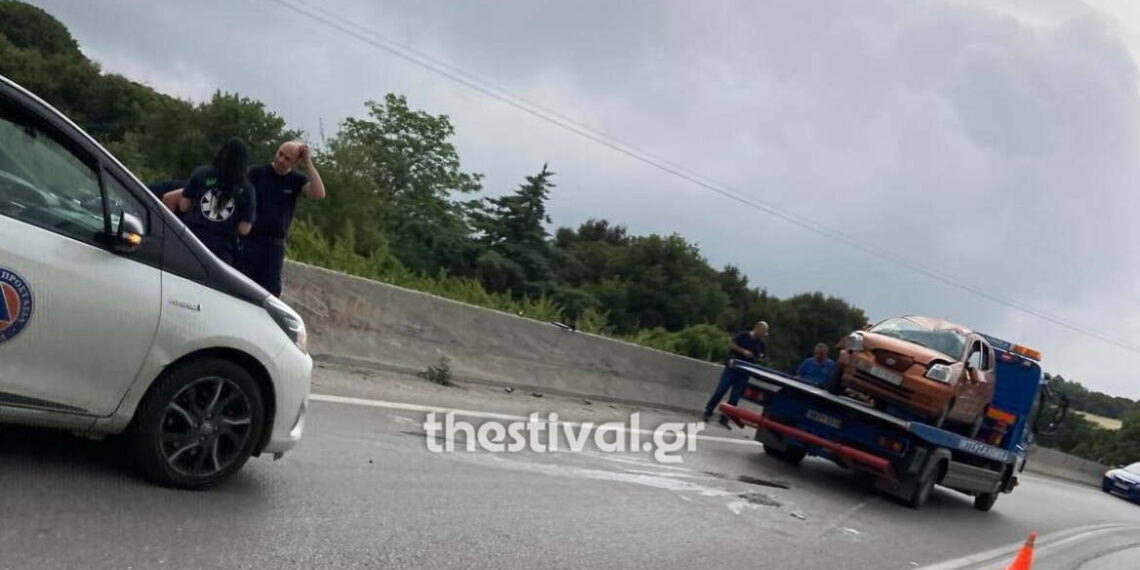 Θεσσαλονίκη: Δυο τροχαία με πέντε οχήματα με το… καλημέρα στο Δερβένι