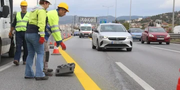 Ουρές χιλιομέτρων στον Περιφερειακό της Θεσσαλονίκης στο ρεύμα προς δυτικά