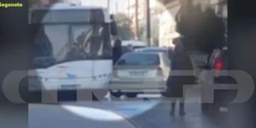 Εύοσμος: Άγριο ξύλο ανάμεσα σε οδηγό του ΟΑΣΘ και οδηγό αυτοκινήτου μετά από τροχαίο