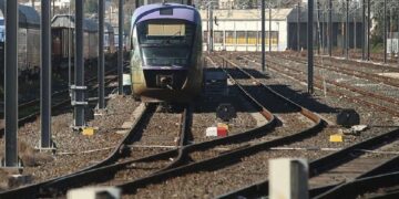 Σύγκρουση τρένου με 51 επιβάτες στη Θεσσαλονίκη