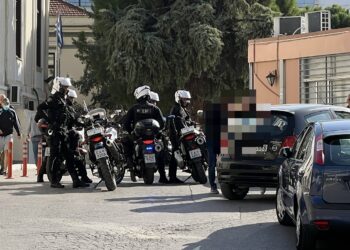 Ανήλικοι Ρομά λήστευαν με την απειλή όπλου στη Δυτική Θεσσαλονίκη