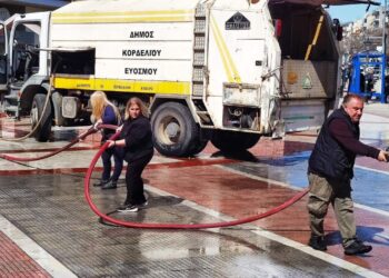 Δ.Κορδελιού Ευόσμου: Τακτικότερο πλύσιμο δρόμων, πλατειών και κάδων απορριμμάτων