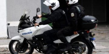 Θεσσαλονίκη: Επεισοδιακή καταδίωξη μηχανής – Είχαν και πυροβόλο όπλο